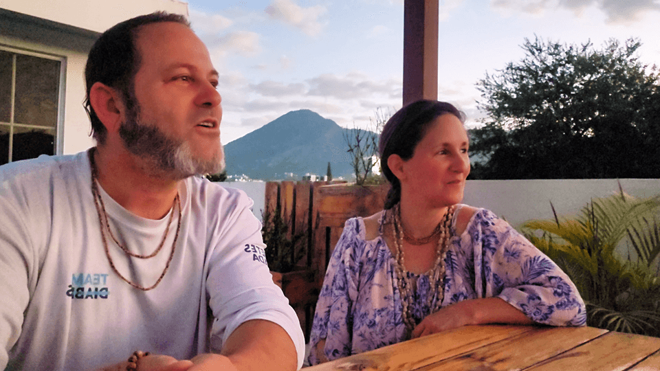 Featured image for “Last Night in San Salvador: Christmas Blessings, Winter Solstice & Chanting With a Sweeter Mood”