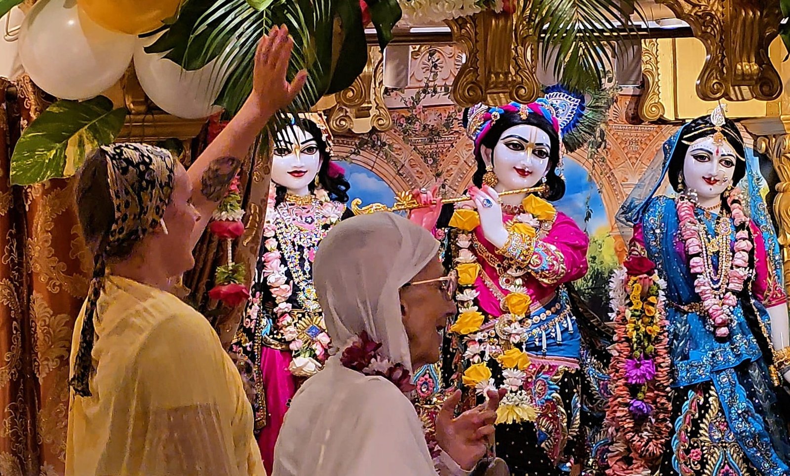 #91 - Transcendental Sound, Gurudevi Dancing and Devotees In Ecstasy Jumping